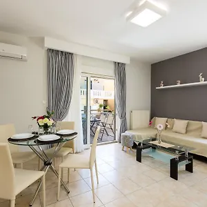 Apartament White Coral